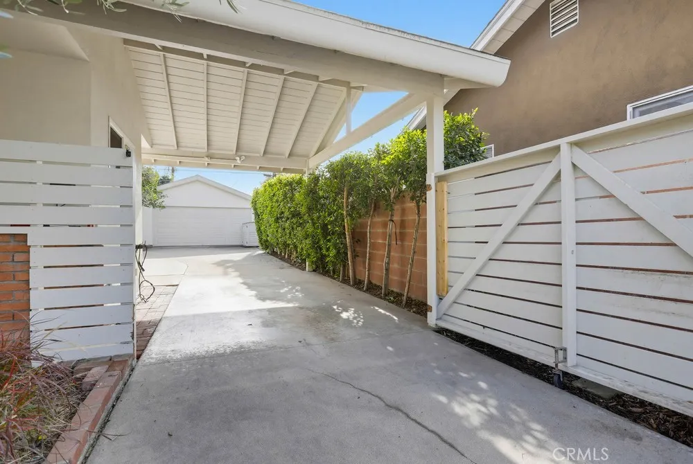 1010 W 21st Street, Santa Ana, California 92706 home-pic-47