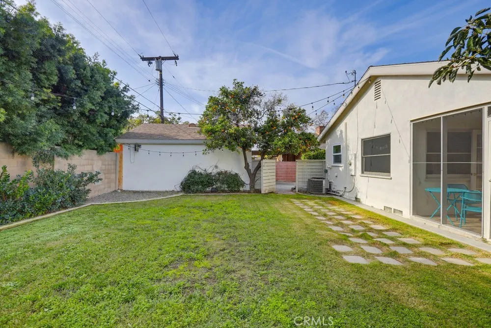 1010 W 21st Street, Santa Ana, California 92706 home-pic-43