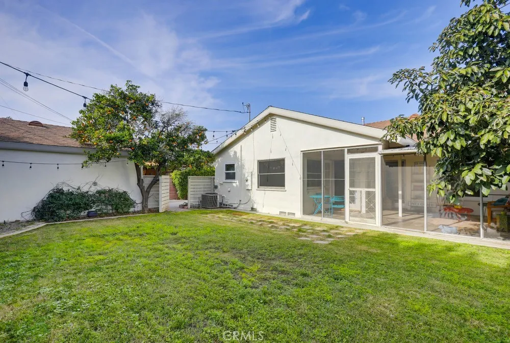 1010 W 21st Street, Santa Ana, California 92706 home-pic-44