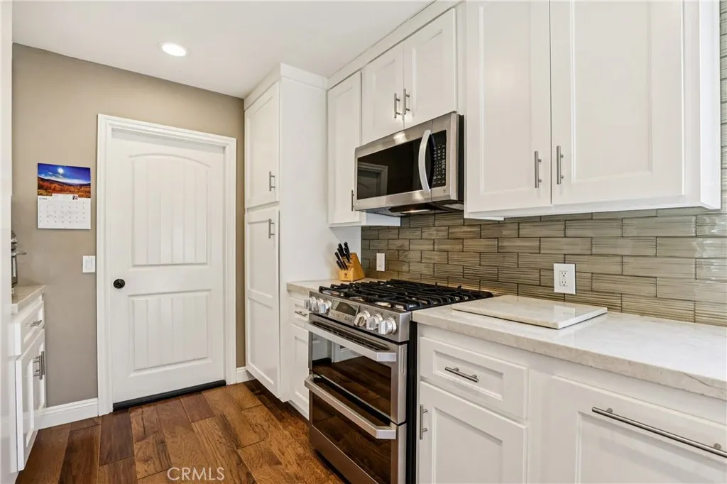 13541 Dean, Tustin, California 92780 home-pic-8