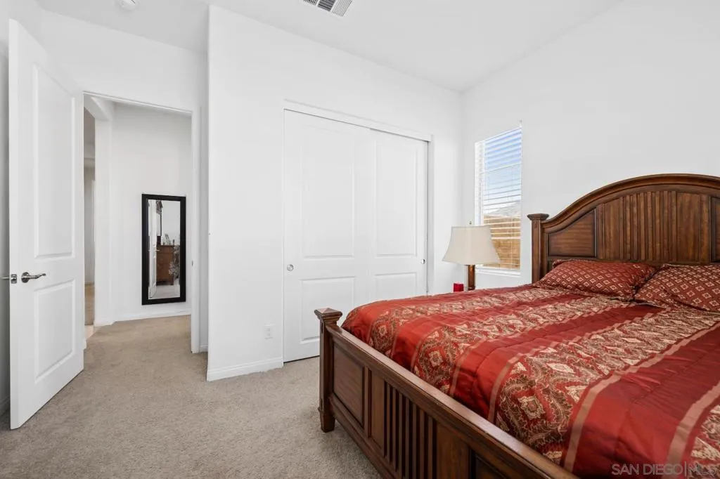 11885 Discovery Ct, Corona, California 92883 home-pic-5