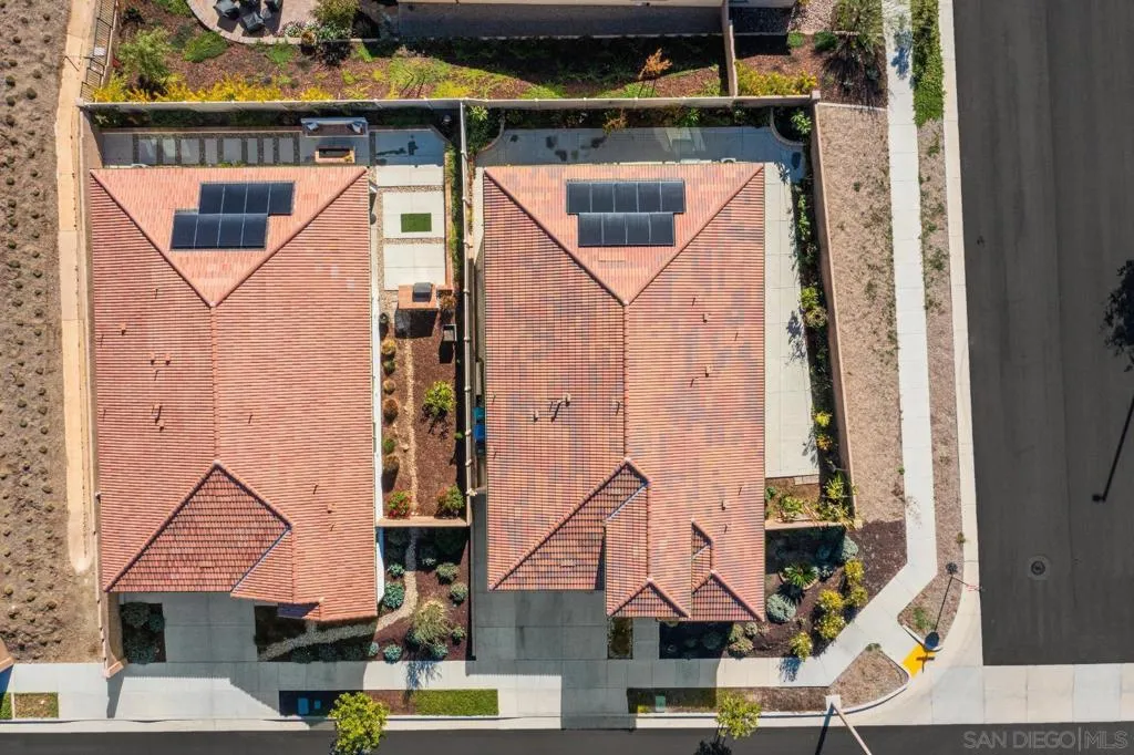 11885 Discovery Ct, Corona, California 92883 home-pic-33