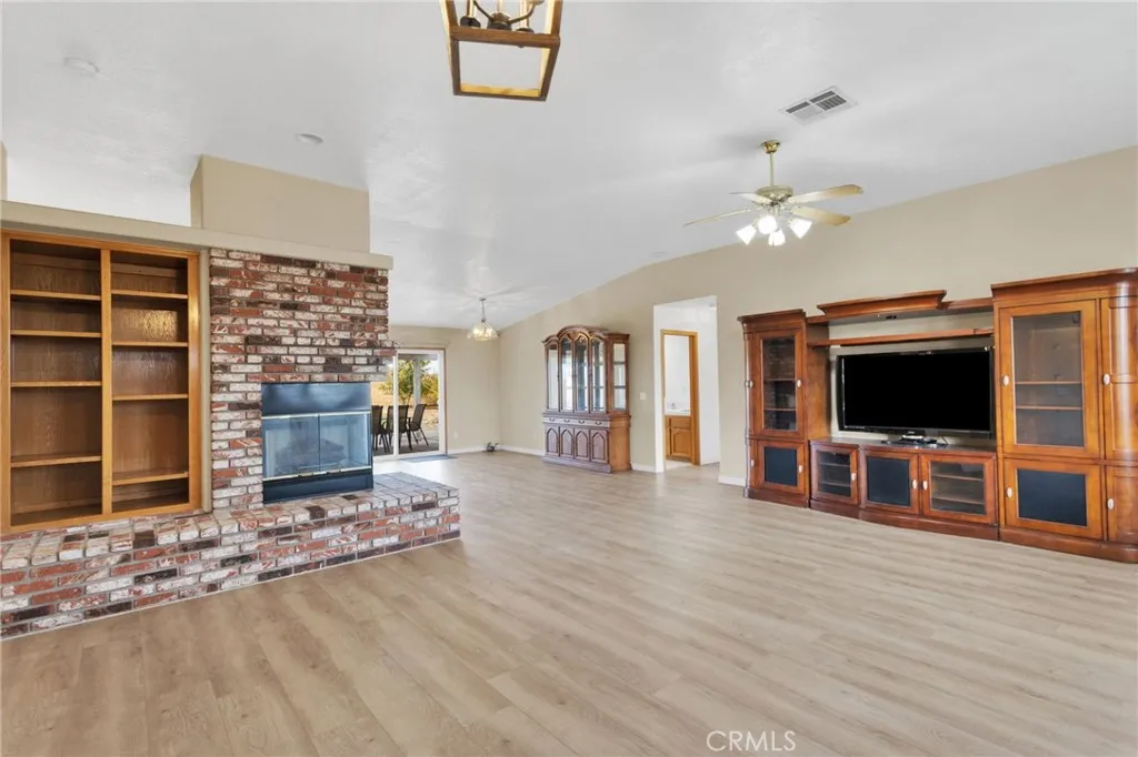10578 Westway, Hesperia, California 92345 home-pic-4