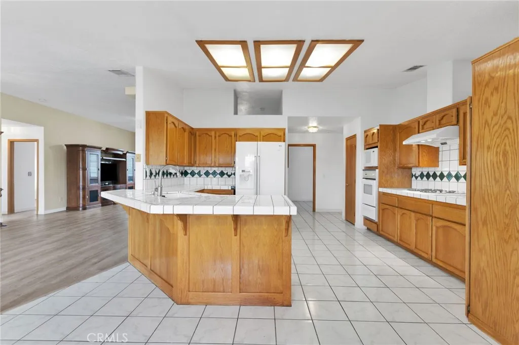 10578 Westway, Hesperia, California 92345 home-pic-12