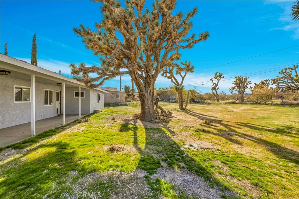 7010 Airway Avenue, Yucca Valley, California 92284 home-pic-41