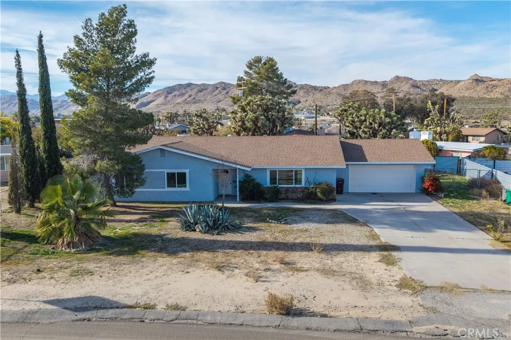 7010 Airway Avenue, Yucca Valley, California 92284 home-pic-43