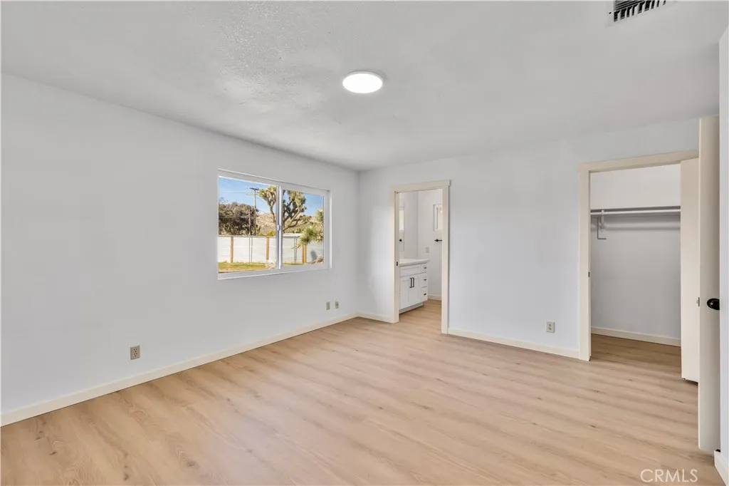 7010 Airway Avenue, Yucca Valley, California 92284 home-pic-17