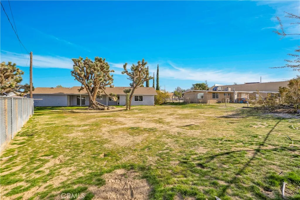 7010 Airway Avenue, Yucca Valley, California 92284 home-pic-38