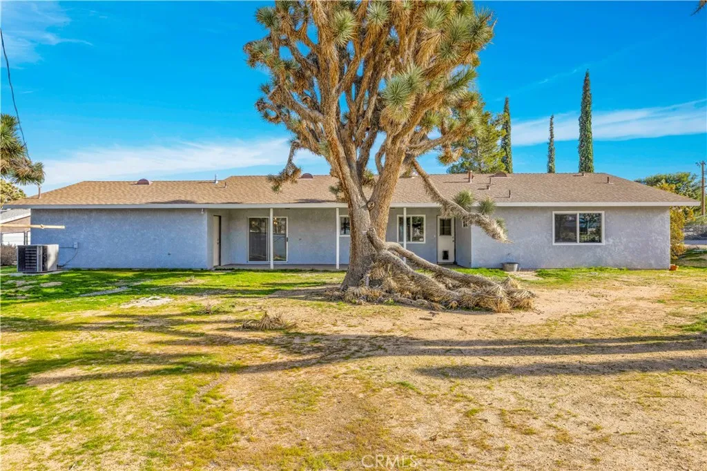 7010 Airway Avenue, Yucca Valley, California 92284 home-pic-39
