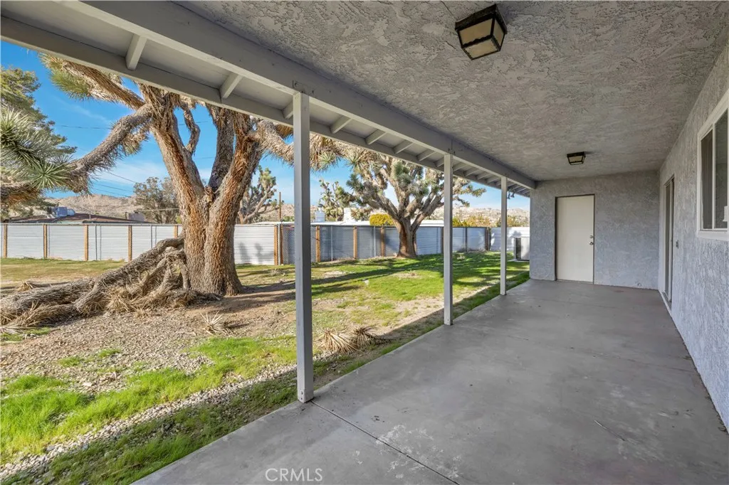 7010 Airway Avenue, Yucca Valley, California 92284 home-pic-33