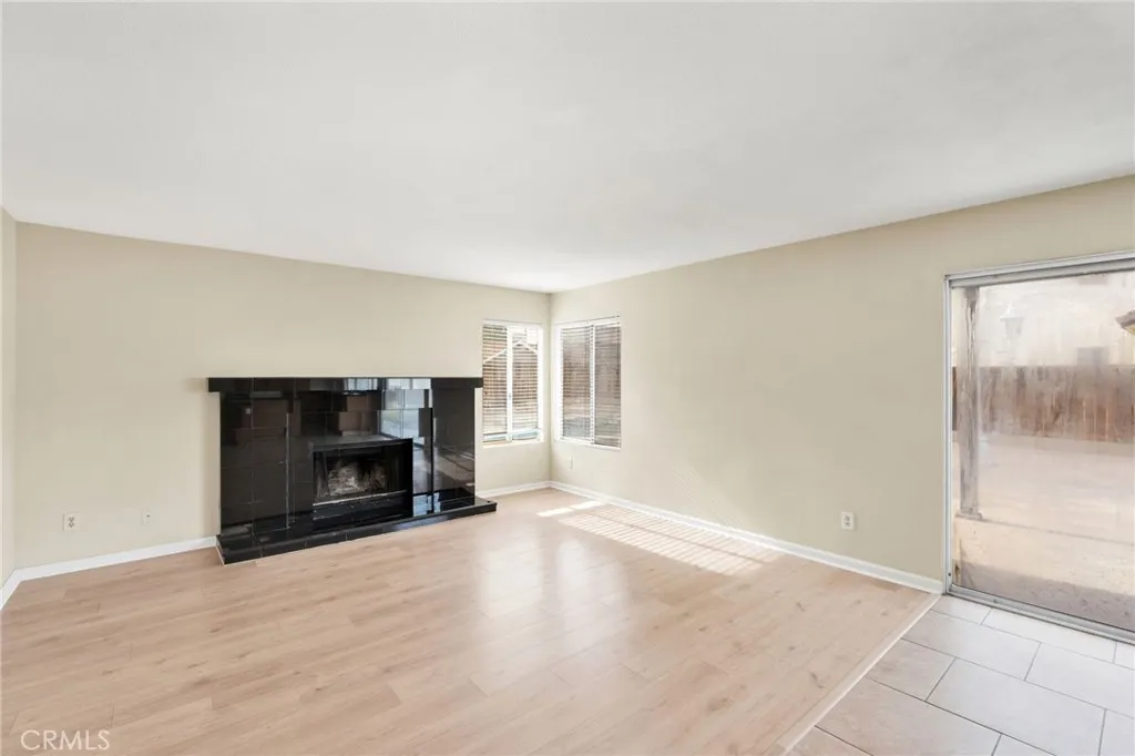 12734 Trotters Lane, Victorville, California 92392 home-pic-25