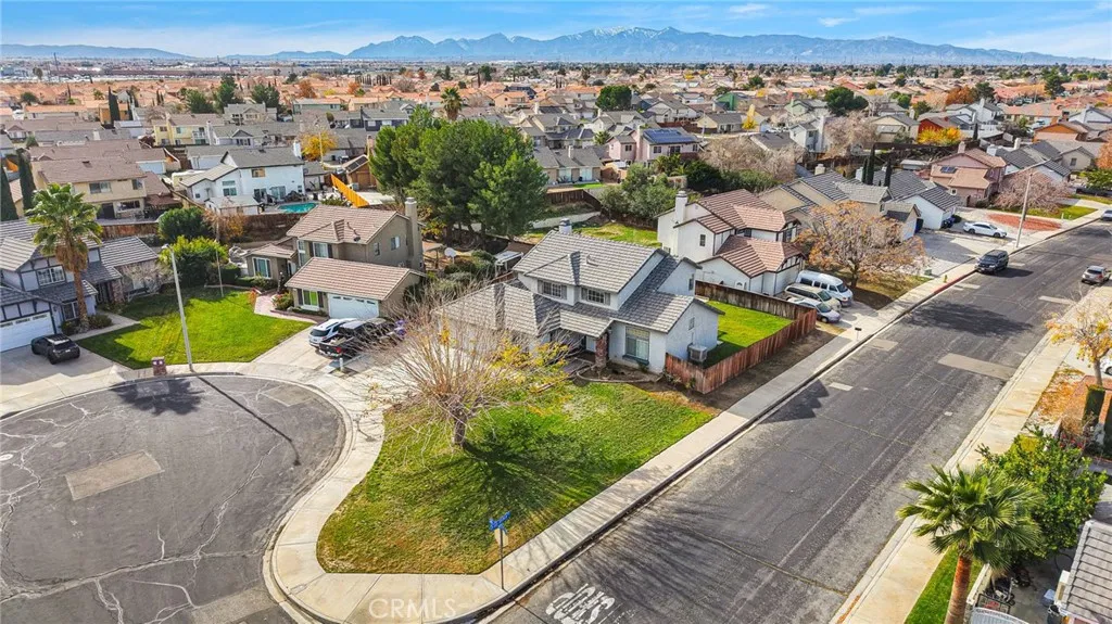 12734 Trotters Lane, Victorville, California 92392 home-pic-2