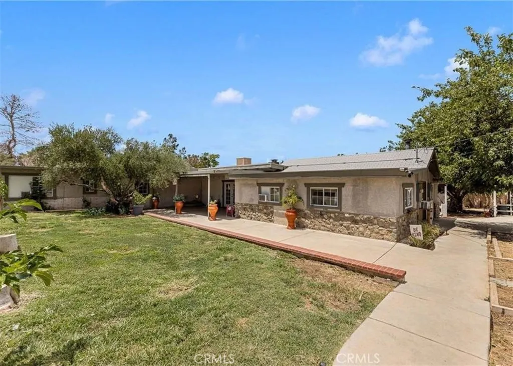 12317 E Avenue V-12, Pearblossom, California 93553 home-pic-1