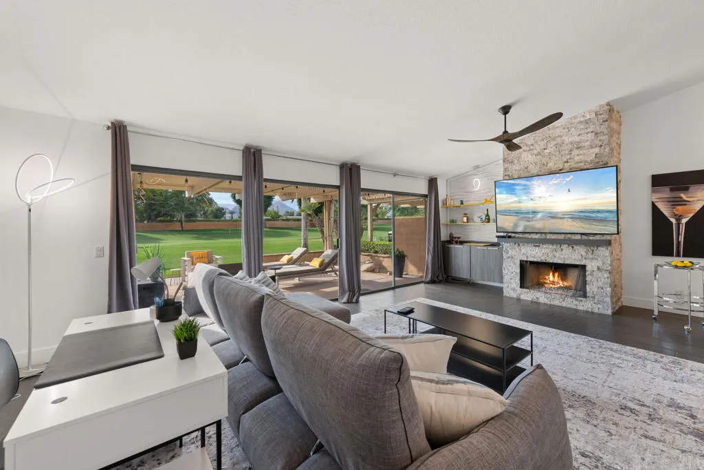 77653 Woodhaven Drive S, Palm Desert, California 92211 home-pic-12