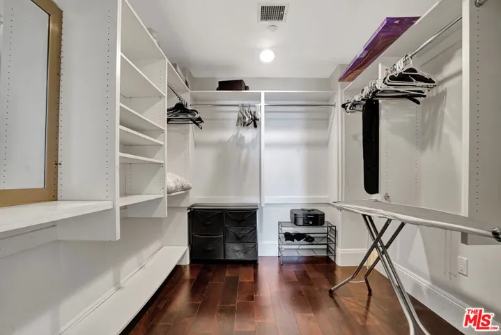 MS closet 1