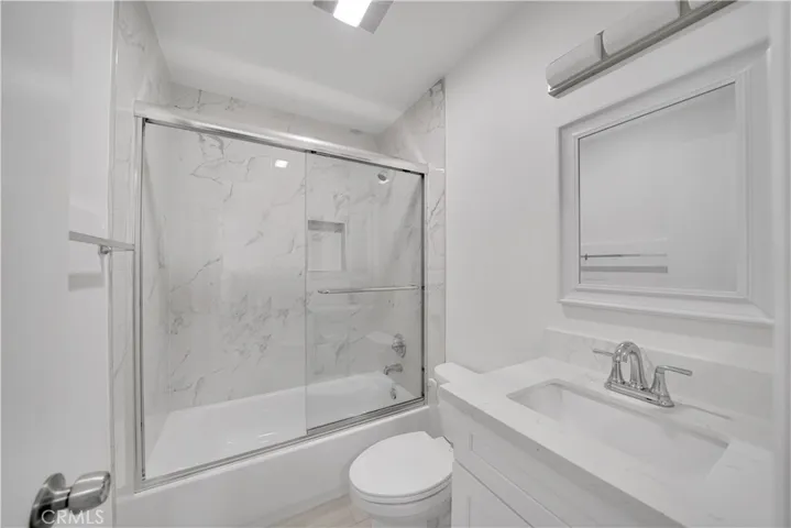 Upstairs bathroom.