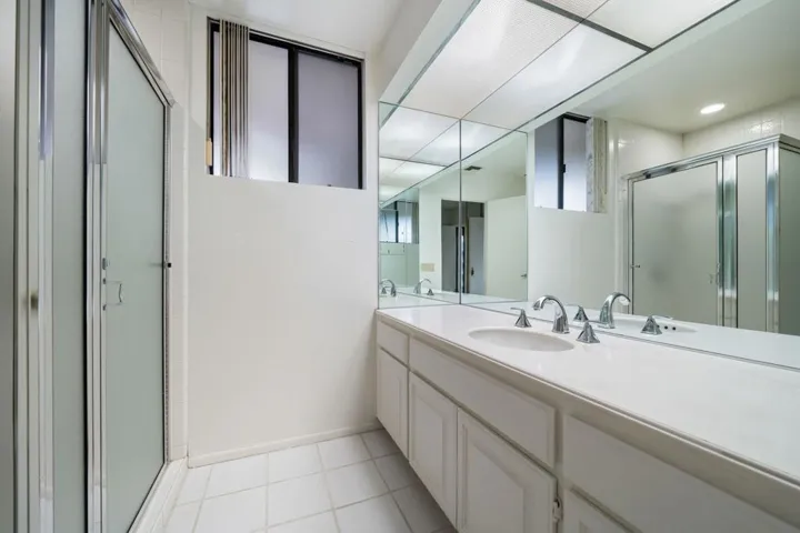Guest Bath 2
