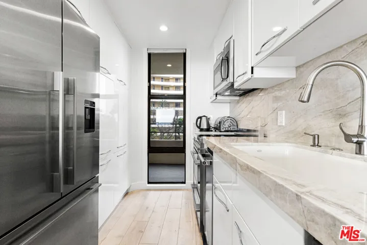4314 Marina City Drive Drive 320, Marina Del Rey, California 90292
