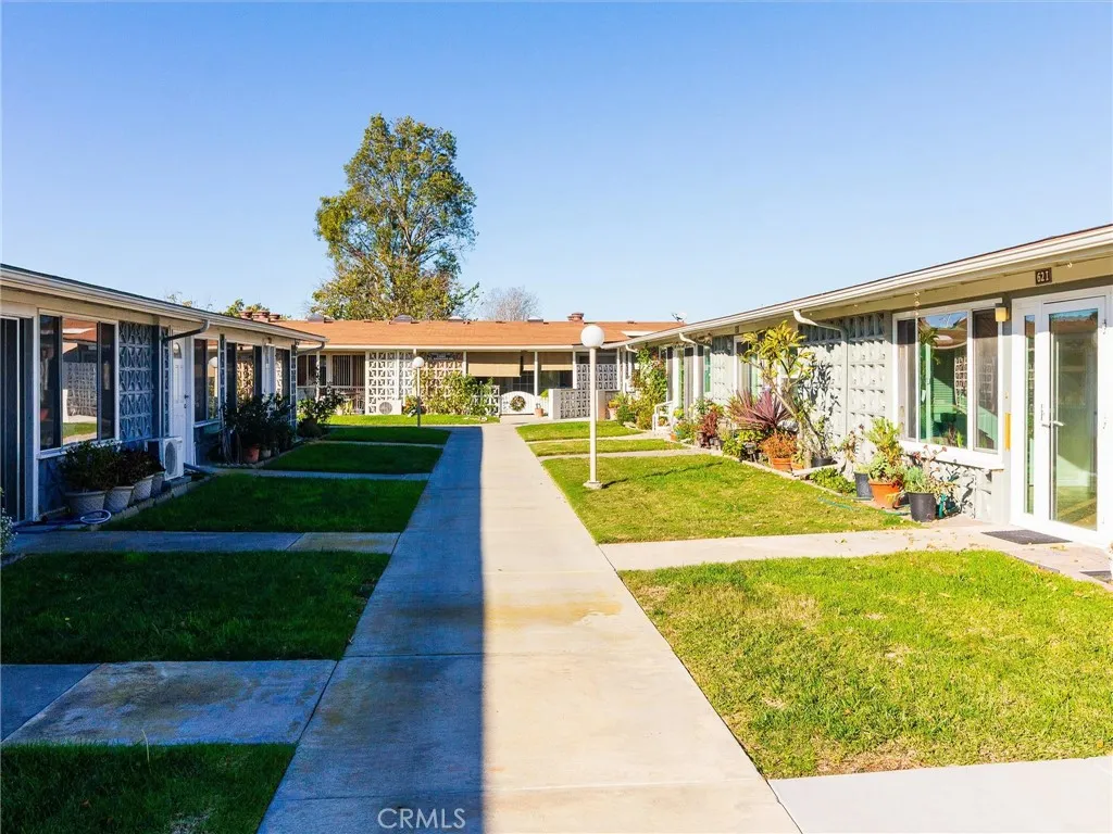 13860 St. Andrews 62i, Seal Beach, California 90740 home-pic-22