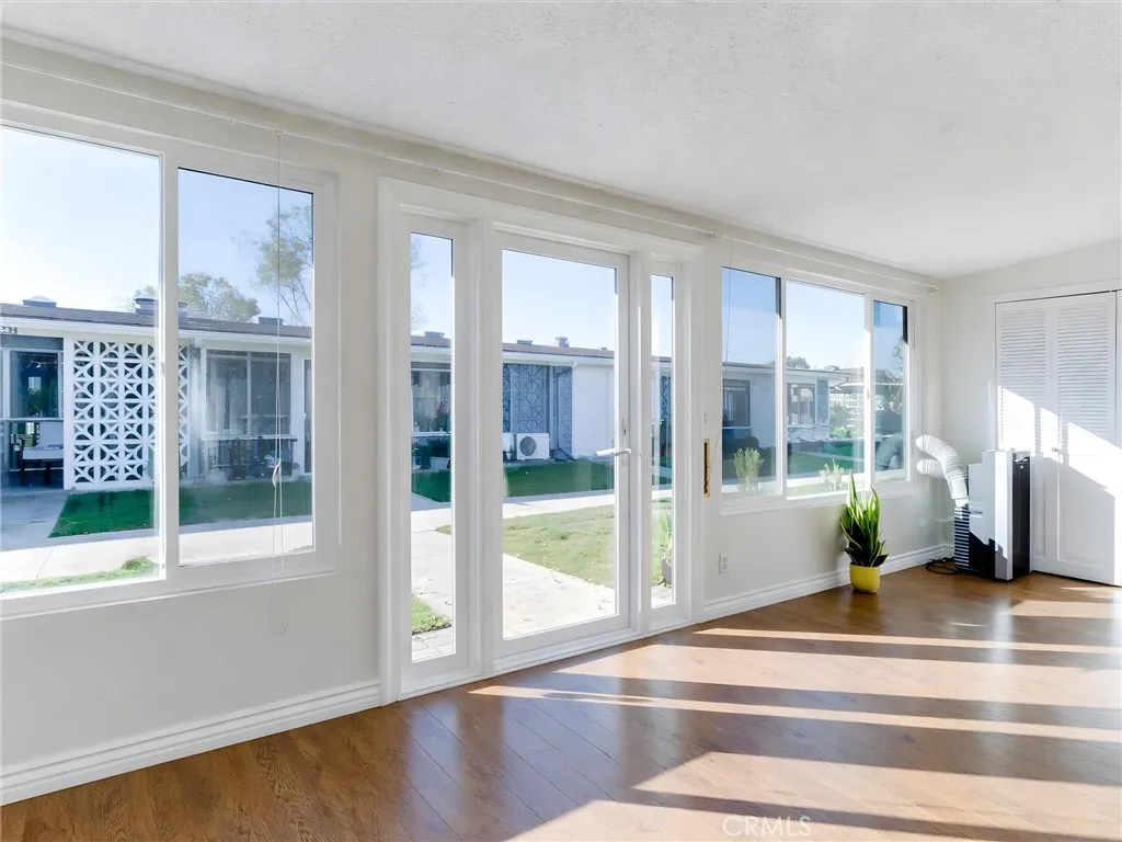13860 St. Andrews 62i, Seal Beach, California 90740 home-pic-3