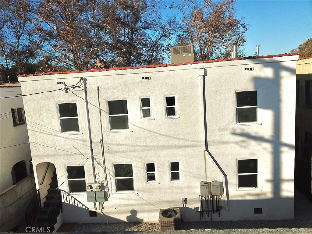 3104 W 43rd Place, Los Angeles, California 90008 home-pic-29