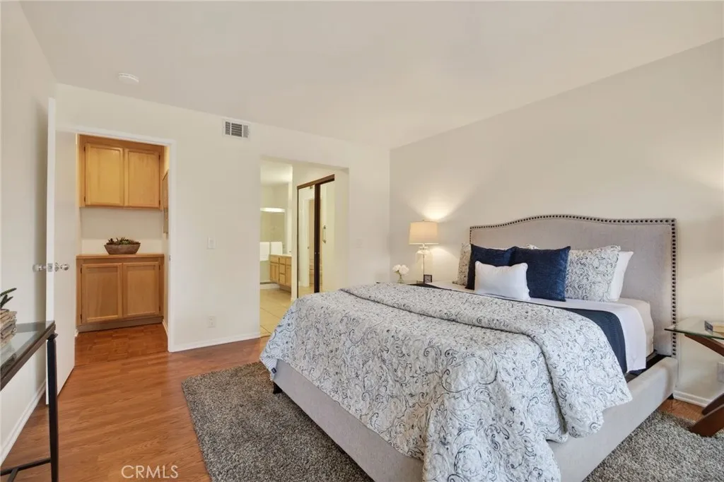 2033 Majorca Drive, Oxnard, California 93035 home-pic-30