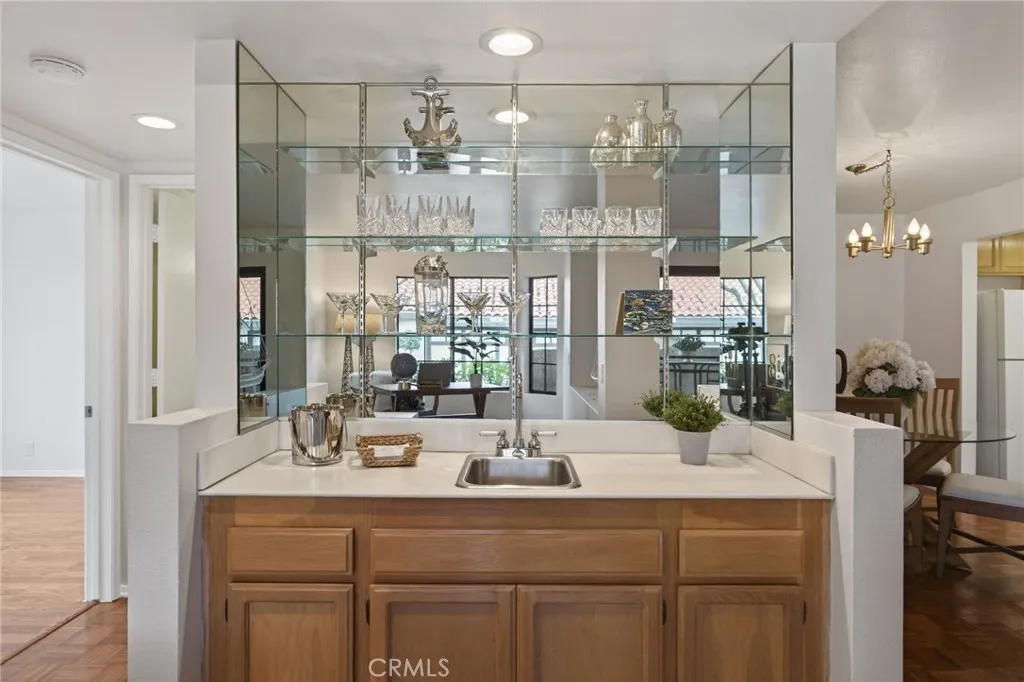 2033 Majorca Drive, Oxnard, California 93035 home-pic-12