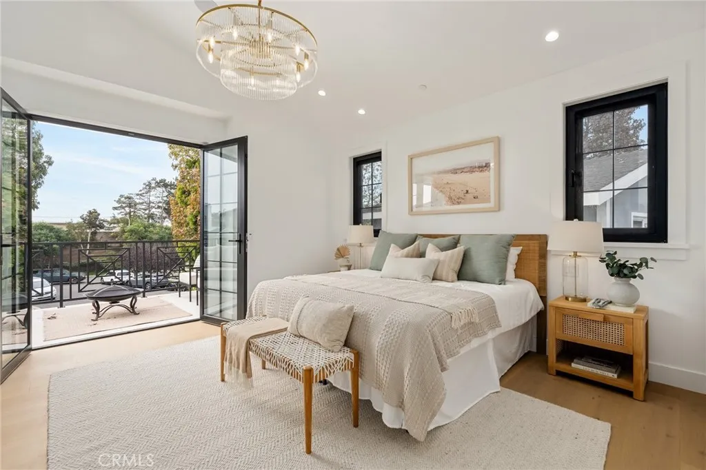 1612 Magnolia, Manhattan Beach, California 90266 home-pic-23