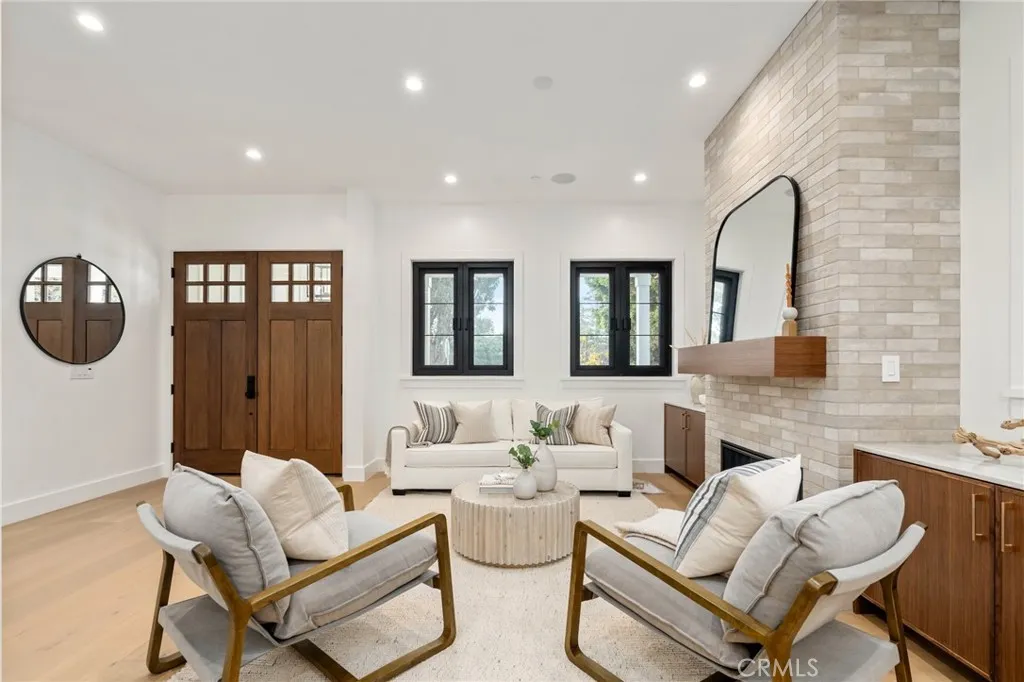 1612 Magnolia, Manhattan Beach, California 90266 home-pic-2