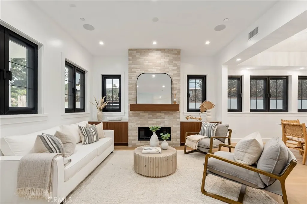 1612 Magnolia, Manhattan Beach, California 90266 home-pic-3