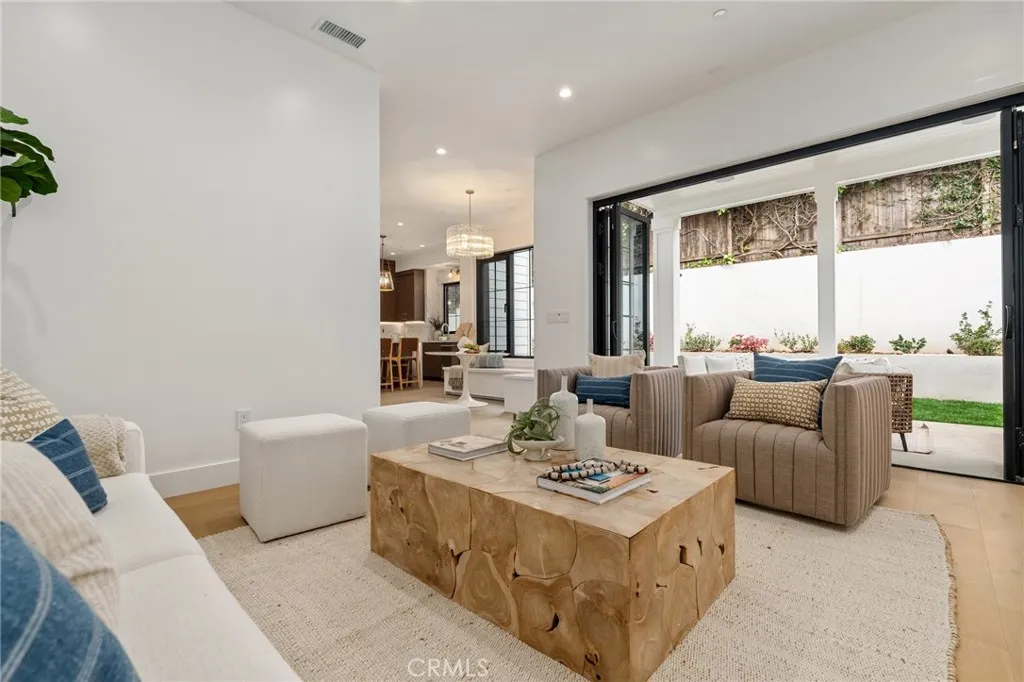 1612 Magnolia, Manhattan Beach, California 90266 home-pic-21
