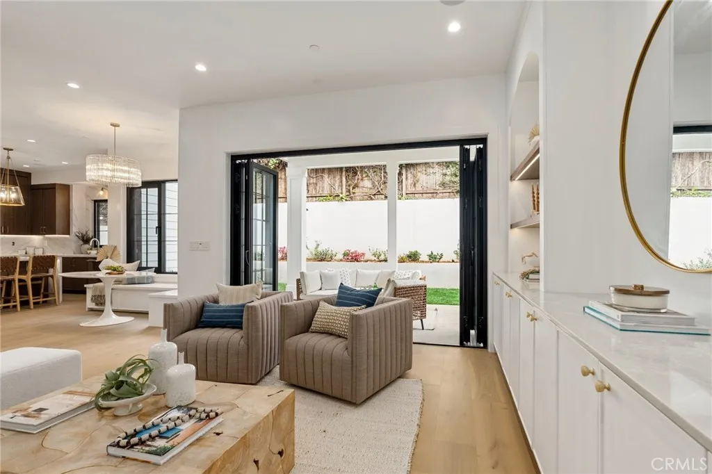 1612 Magnolia, Manhattan Beach, California 90266 home-pic-19