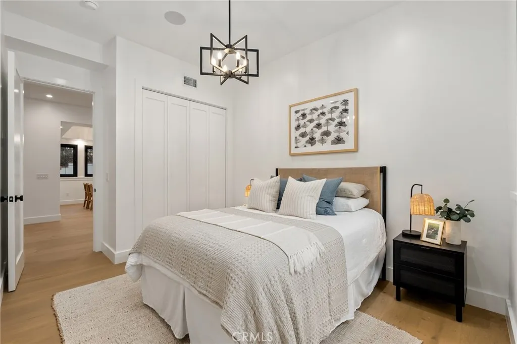 1612 Magnolia, Manhattan Beach, California 90266 home-pic-10