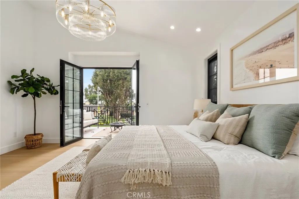 1612 Magnolia, Manhattan Beach, California 90266 home-pic-22