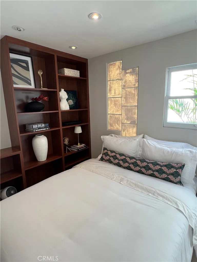 8374 Yucca Trail, Los Angeles, California 90046 home-pic-17