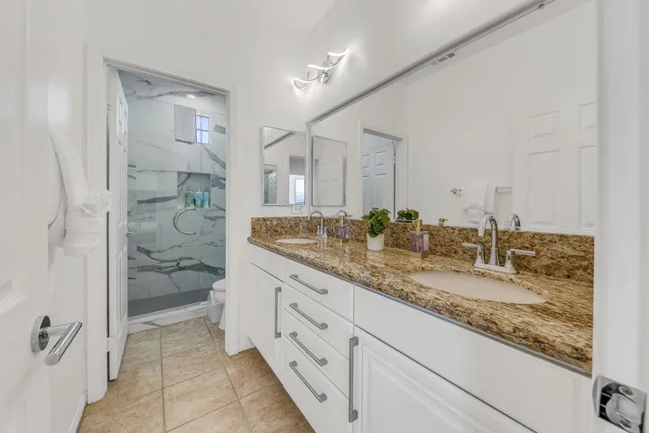 24 BATHROOM MLS