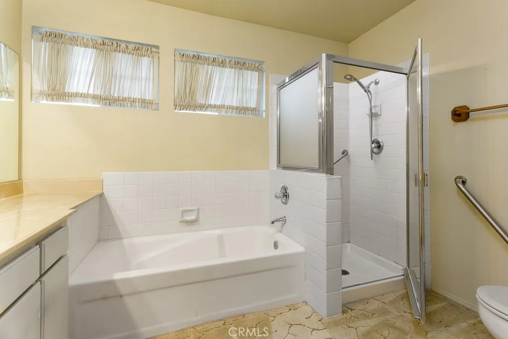 42427 61st Street W, Lancaster, California 93536 home-pic-18