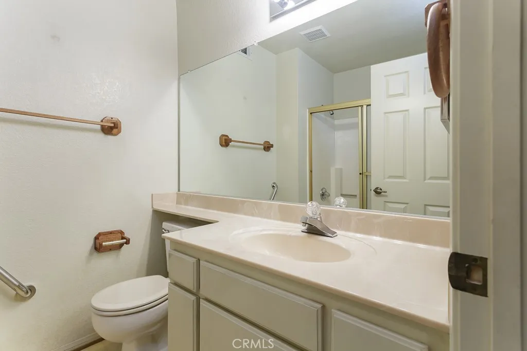 42427 61st Street W, Lancaster, California 93536 home-pic-24