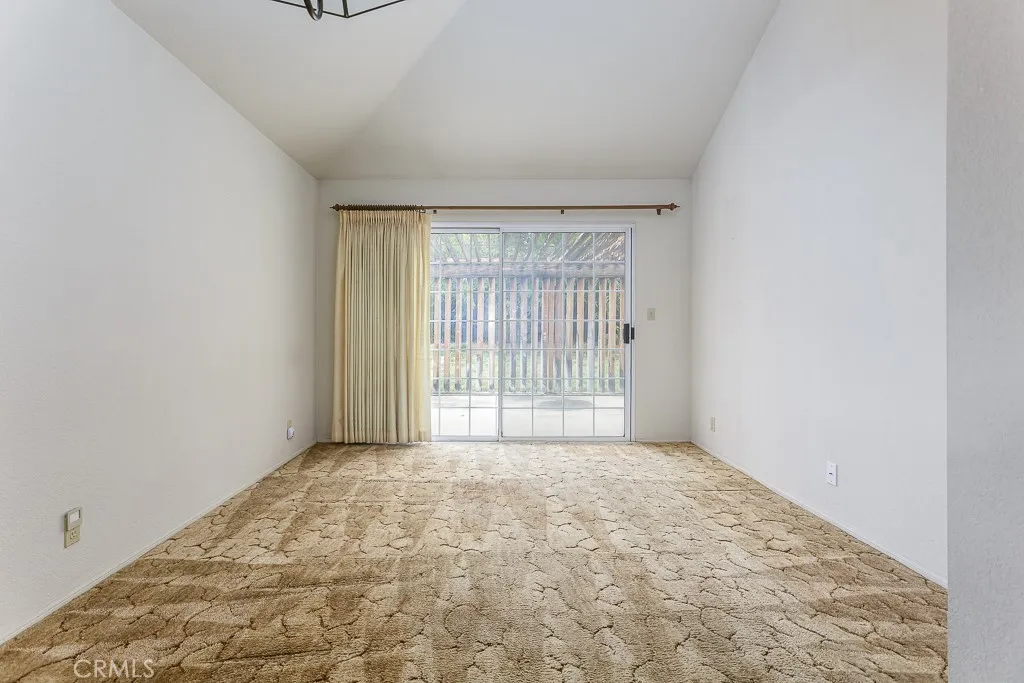 42427 61st Street W, Lancaster, California 93536 home-pic-12