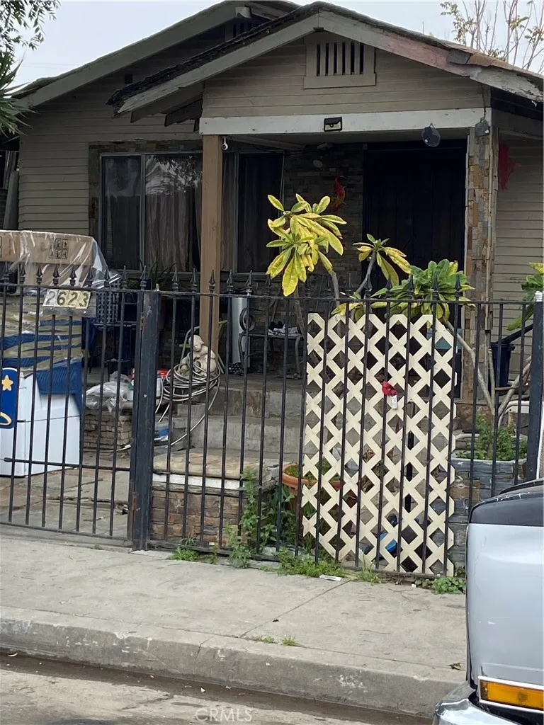 2623 E 127th, Compton, California 90222 home-pic-1