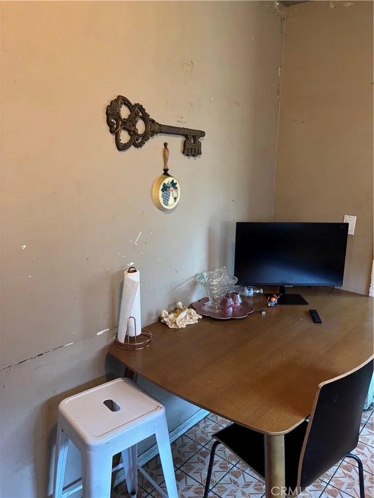 2623 E 127th, Compton, California 90222 home-pic-8