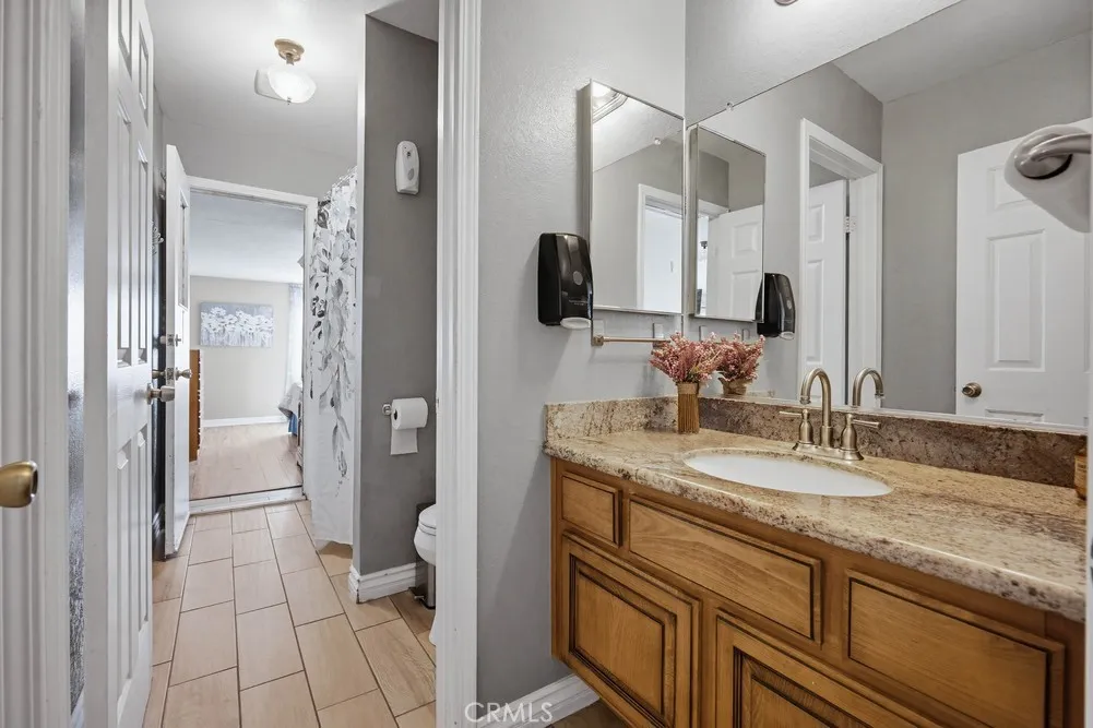438 Tanner, Riverside, California 92507 home-pic-11