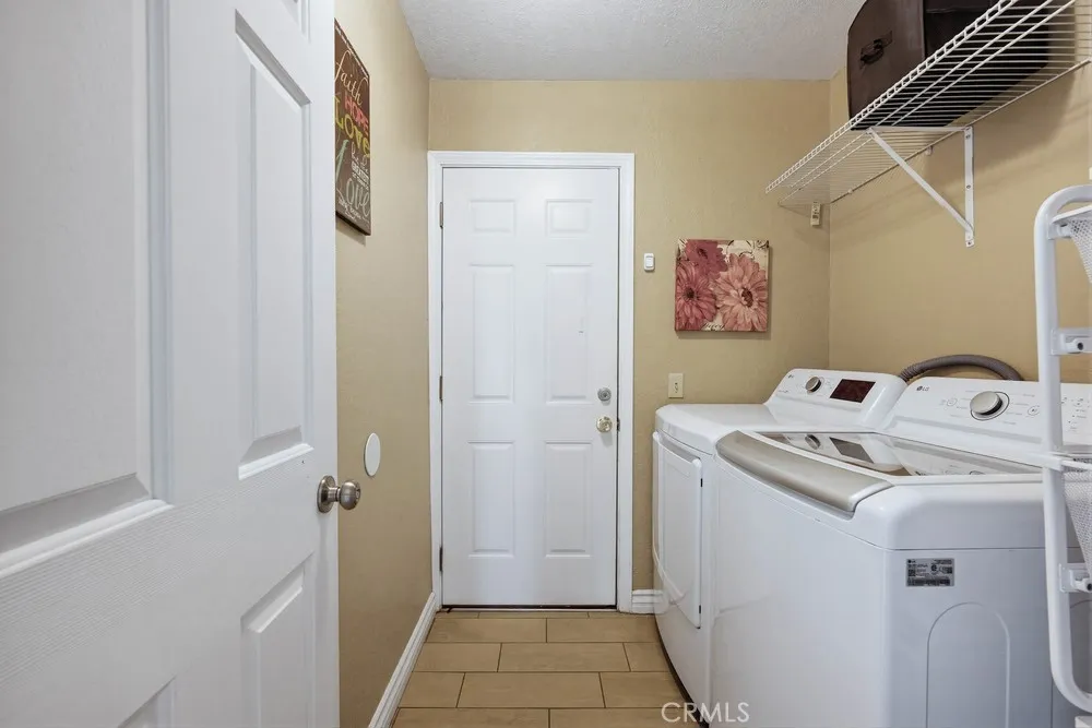 438 Tanner, Riverside, California 92507 home-pic-19