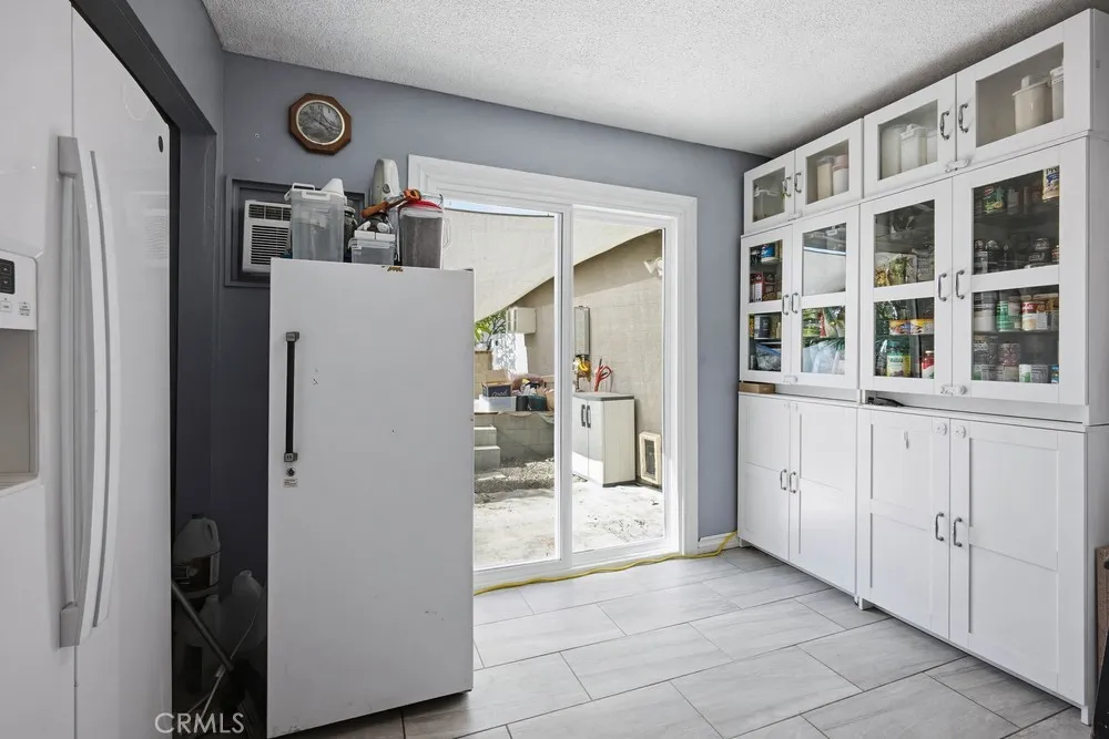 438 Tanner, Riverside, California 92507 home-pic-18