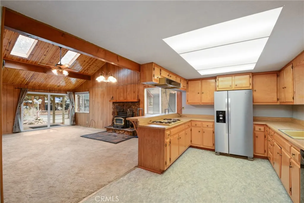1016 Anita Avenue, Big Bear City, California 92314 home-pic-30