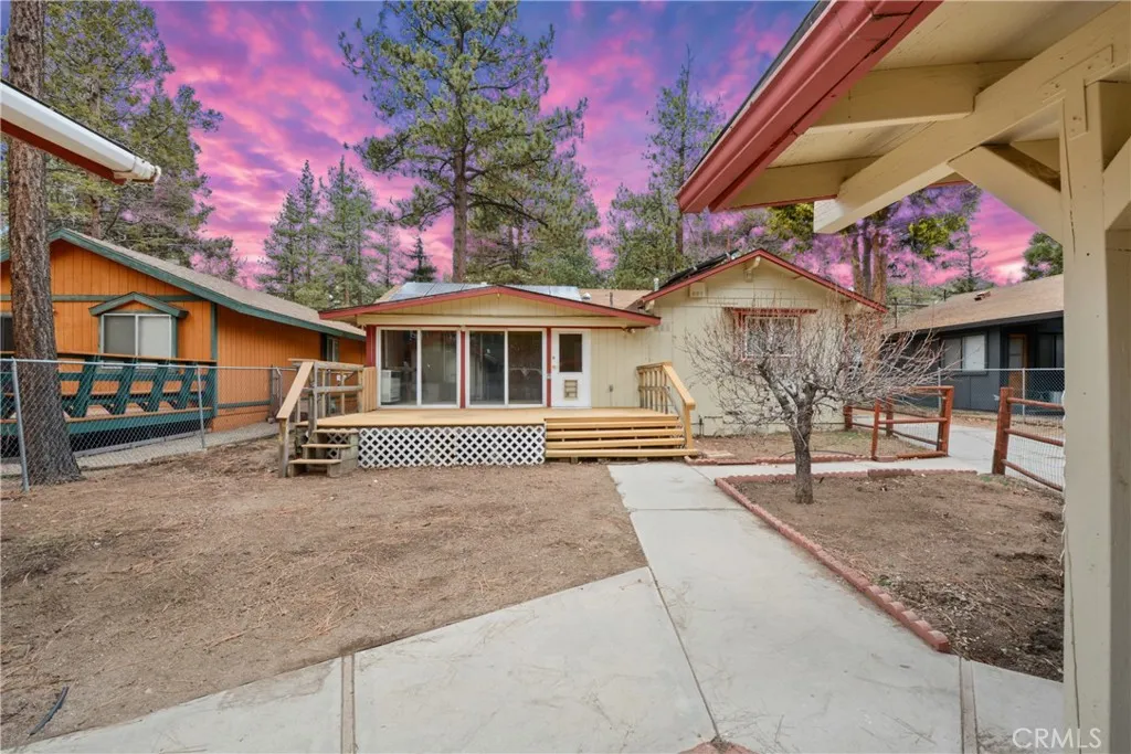 1016 Anita Avenue, Big Bear City, California 92314 home-pic-25