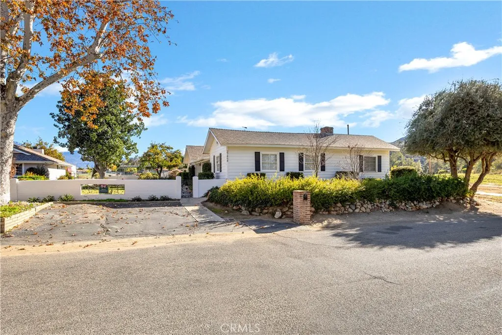 27454 Hemet, Hemet, California 92544 home-pic-1