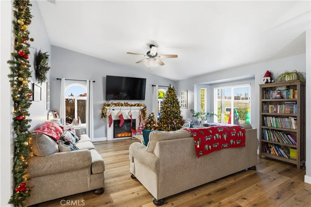 29629 Big Range Road, Canyon Lake, California 92587 home-pic-10