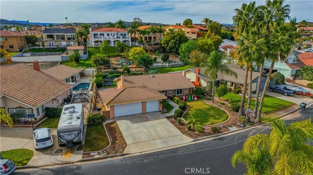 29629 Big Range Road, Canyon Lake, California 92587 home-pic-5