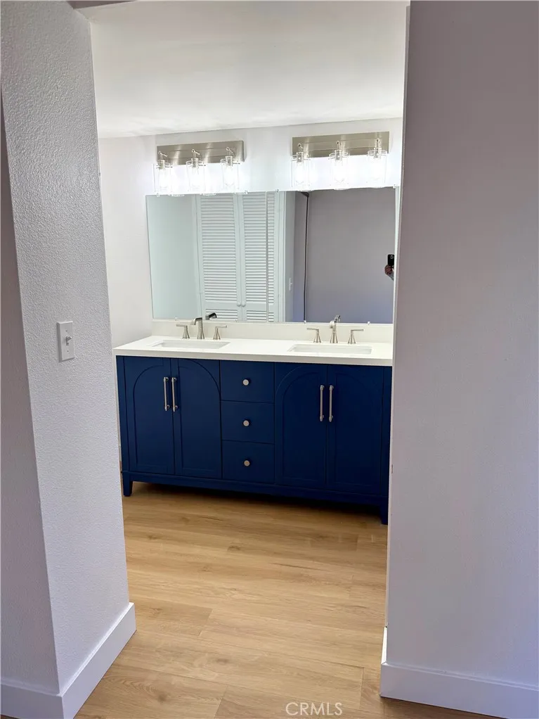 21930 Marylee 98, Woodland Hills, California 91367 home-pic-13